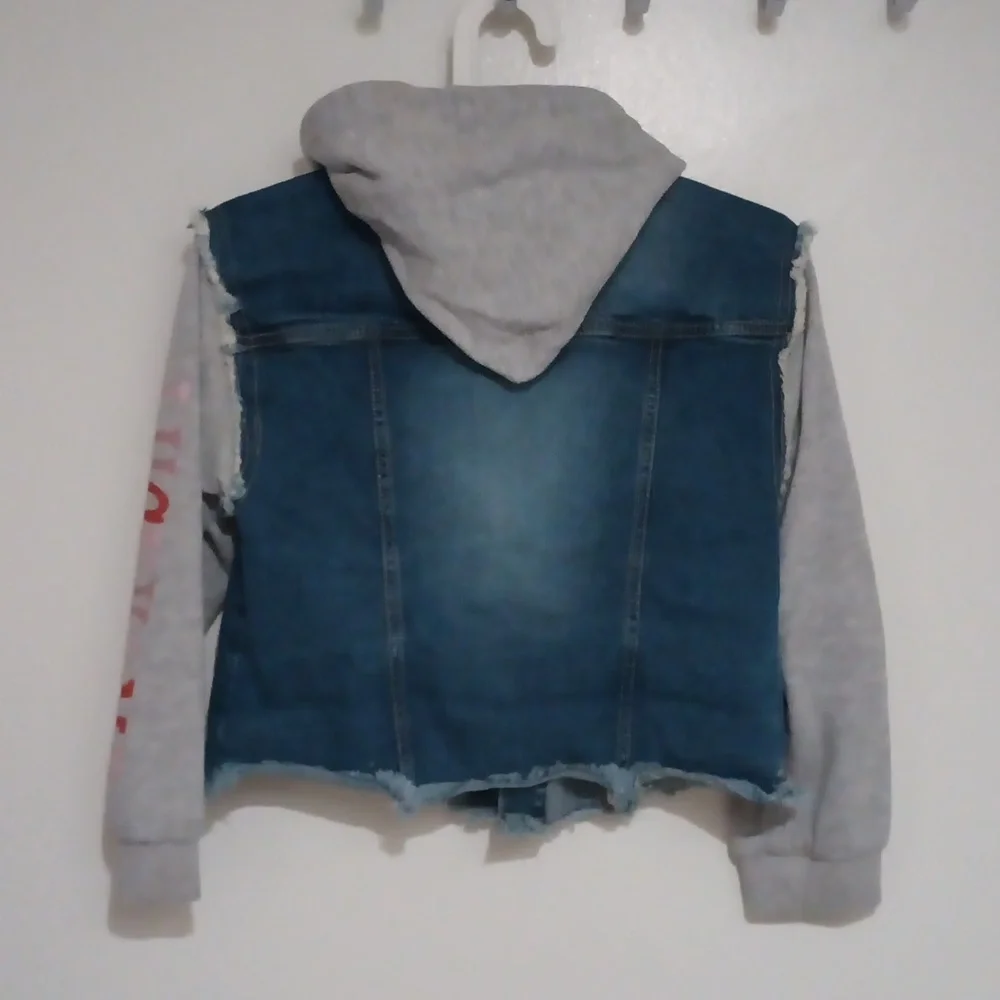 Lucky Brand Girls' Fleece Zip-up Hoodie Sweatshirt. Size 12/14
